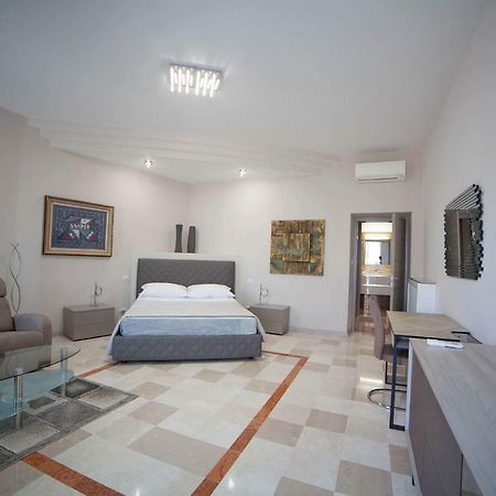 Imhome - Cadorna House Milan Bagian luar foto