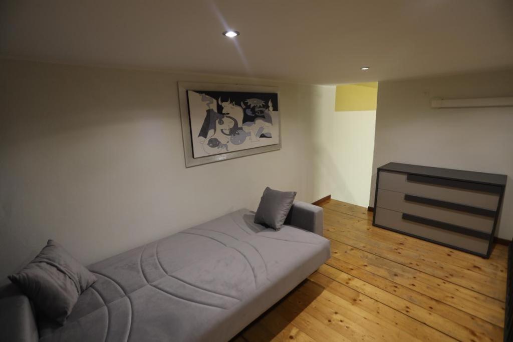 Imhome - Cadorna House Milan Bagian luar foto