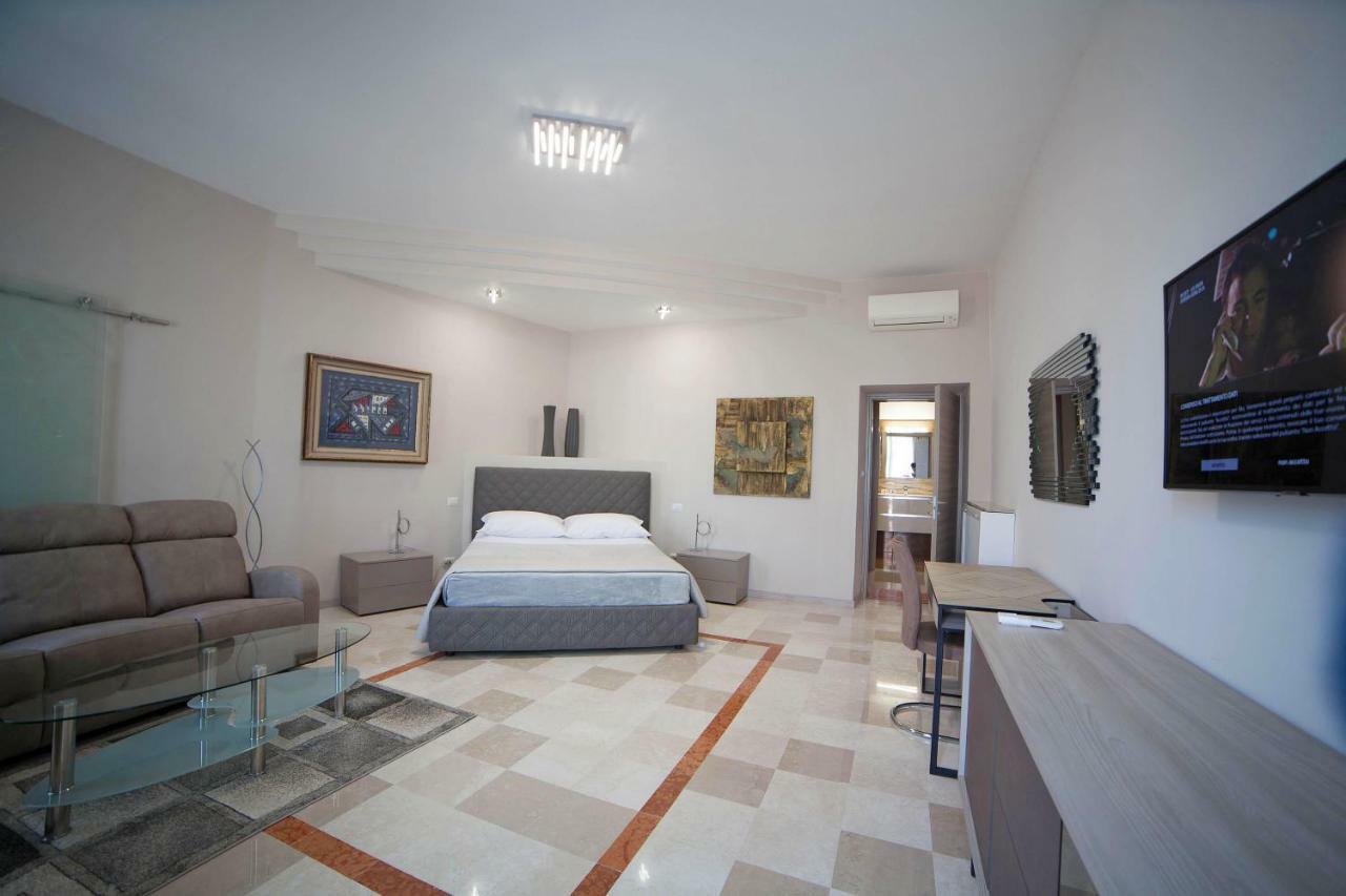 Imhome - Cadorna House Milan Bagian luar foto